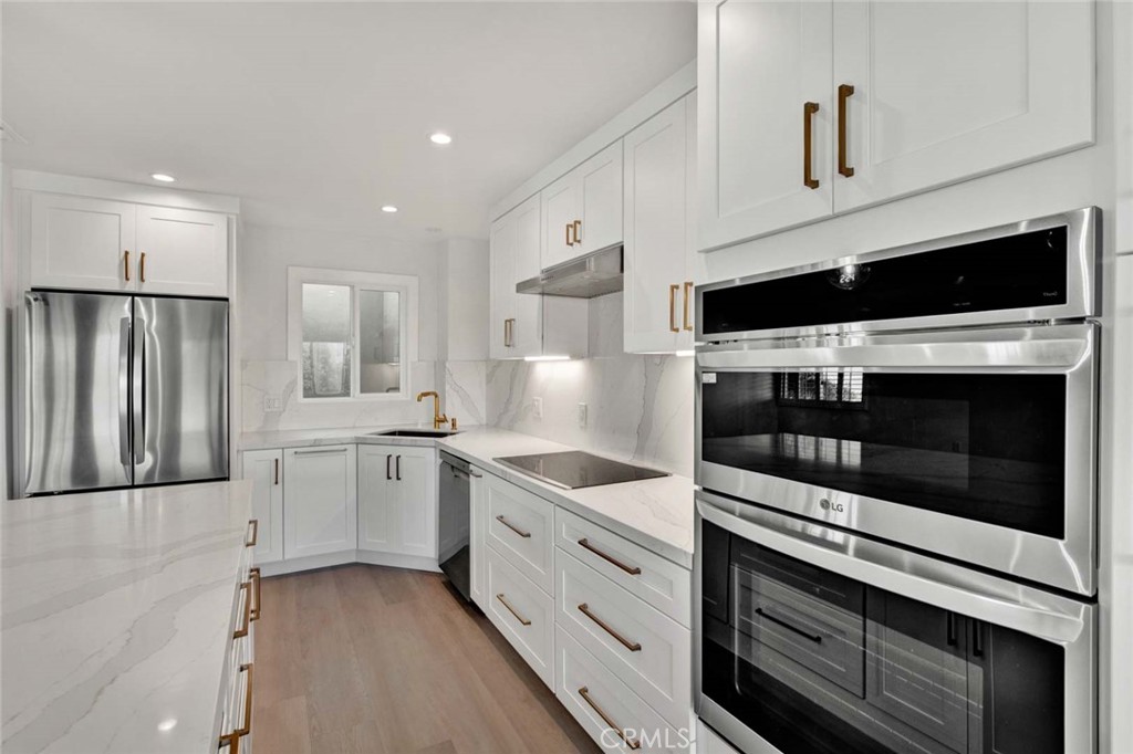 Corona del Mar North of PCH (CNHW) - Residential Lease