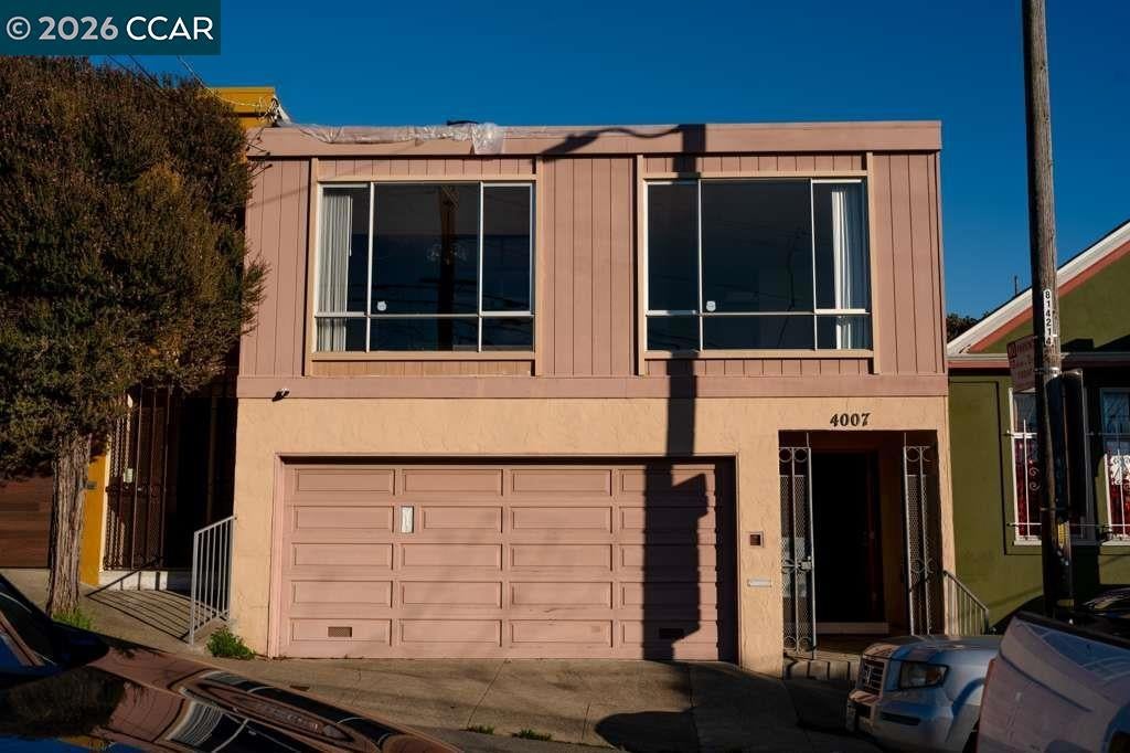 4007 Folsom St St