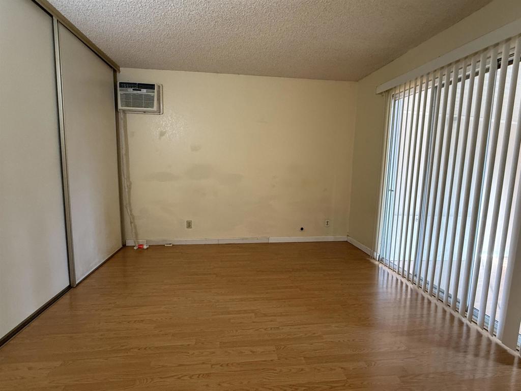 112 Diamond Springs Ct