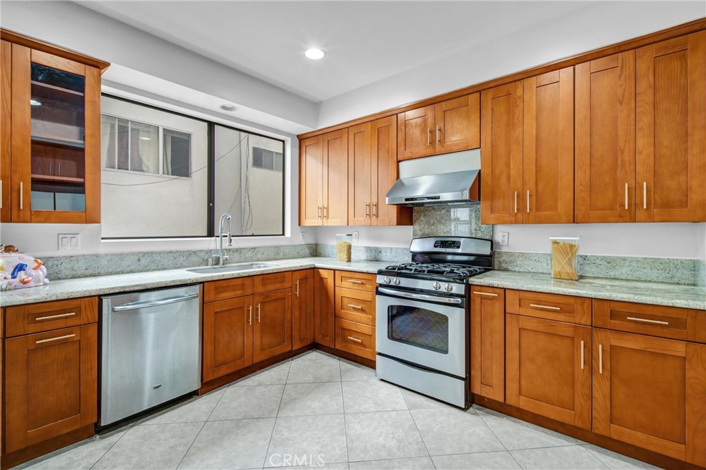 3647 Keystone 2