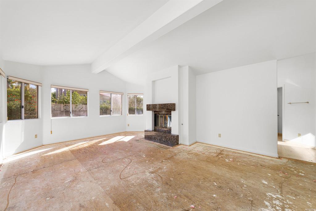 1465 Caminito Solidago