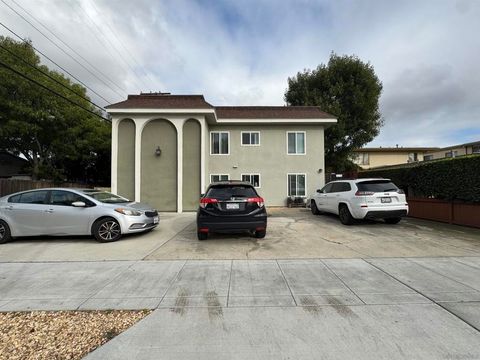 Photo of 4679 Cherokee Ave. Ave, San Diego, CA 92116 (MLS # 260004032SD)