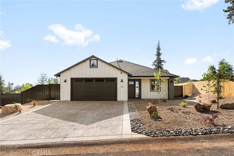 Photo of 5865 Yorkshire Dr, Paradise, CA 95969 (MLS # SN26180897)