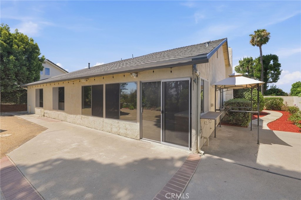27092 Calle Del Cid
