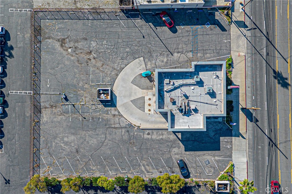 2535 DEL ROSA Avenue