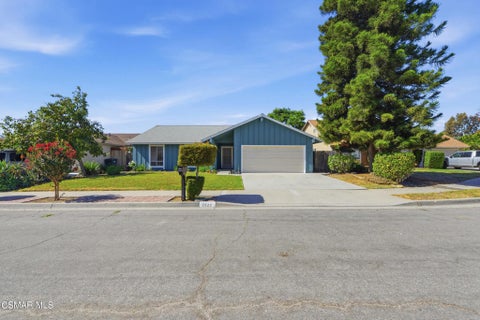 Photo of 2523 Mandan Court, Ventura, CA 93001 (MLS # 226004954)