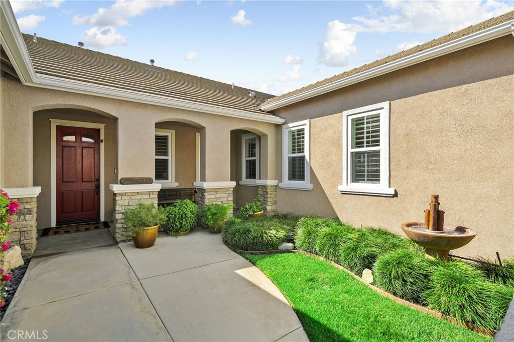 8162 River Bluffs Lane