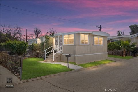 Photo of 77 Cinnamon Lane, Bakersfield, CA 93308 (MLS # PI26053762)