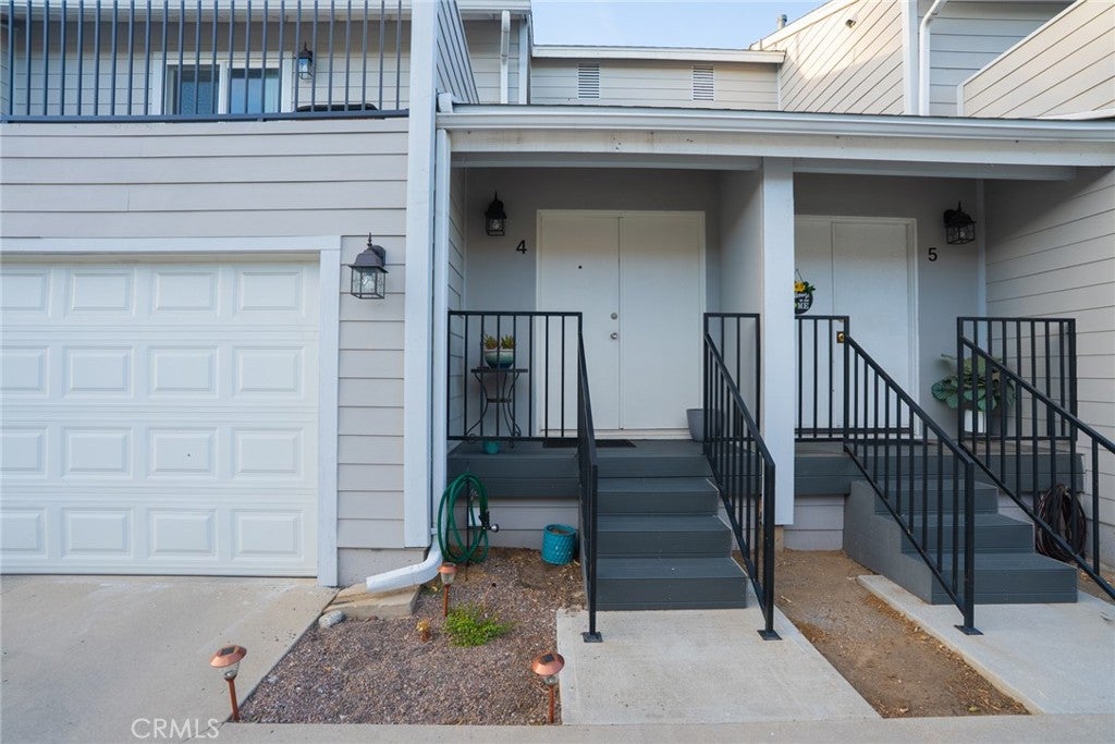 2104 Raymond AVE