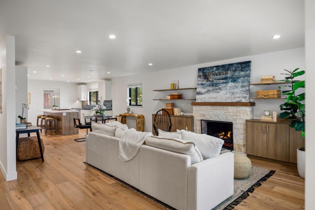 1209 Funston Avenue