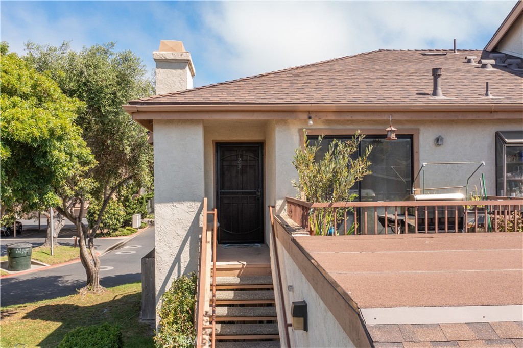 23 Village Circle Drive