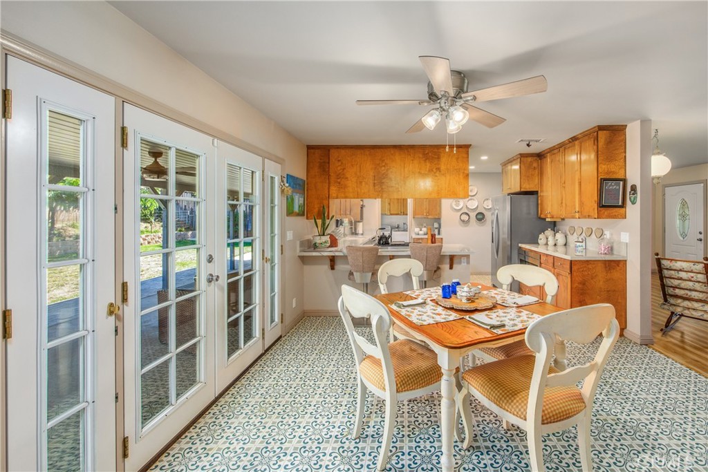 384 Sandalwood Drive