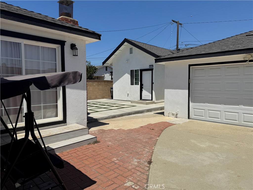1935 W 154th Place