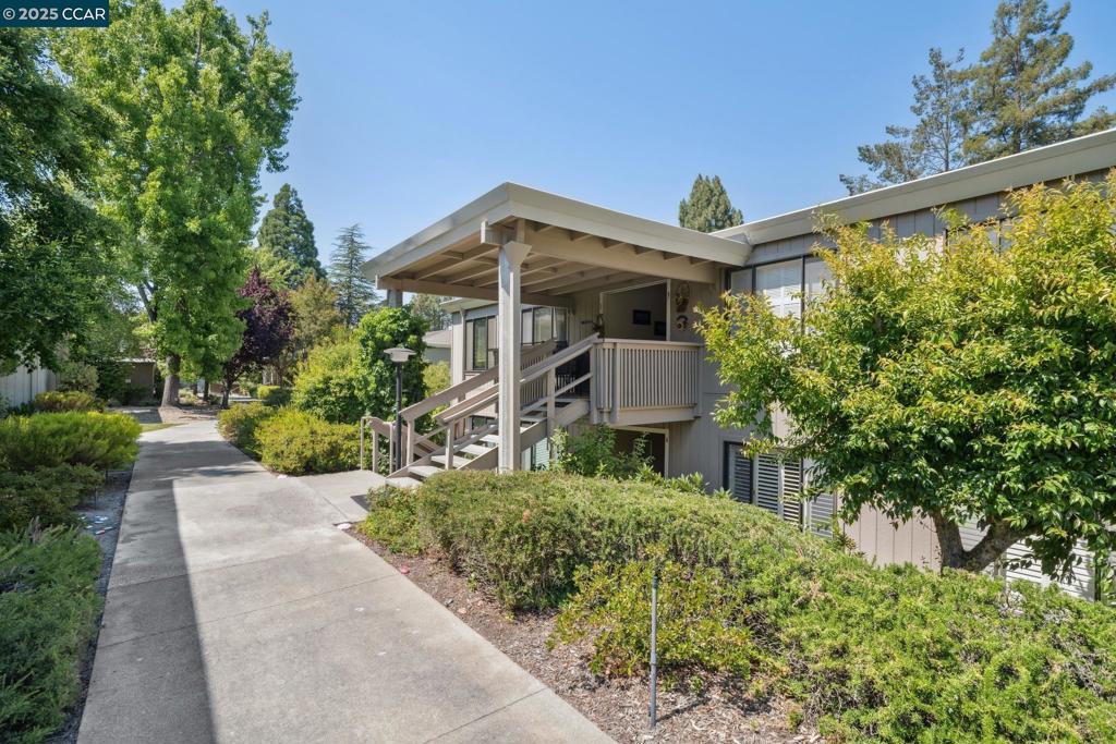 1150 Canyonwood Court 4