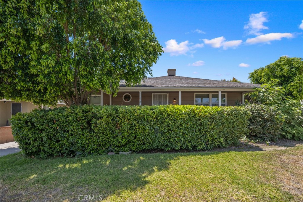 6017 Temple City Boulevard