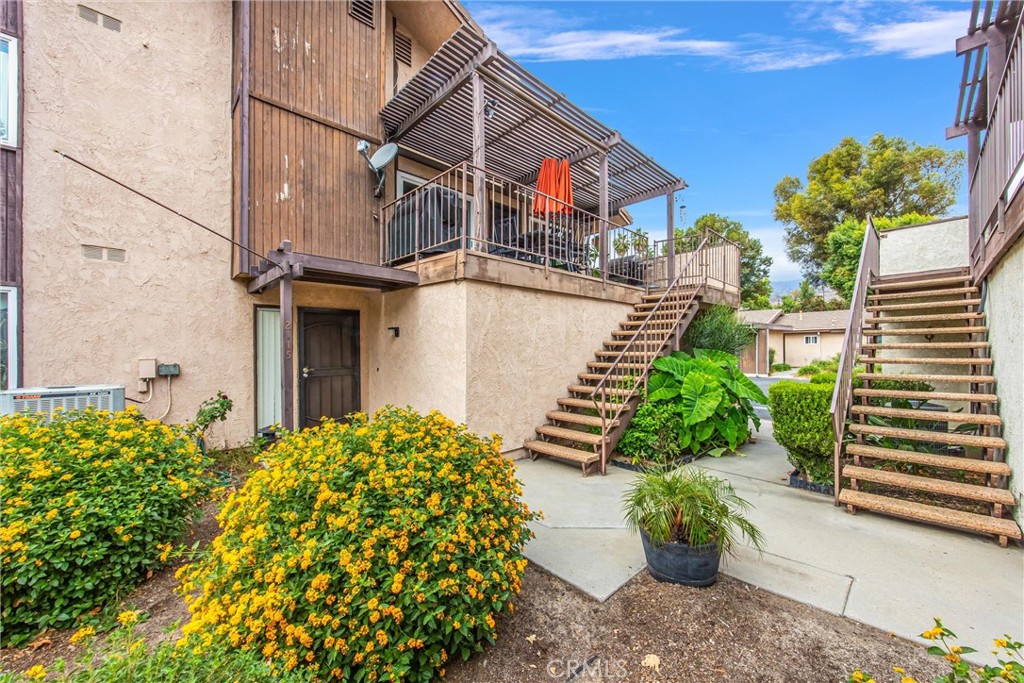 2117 Jacaranda Court