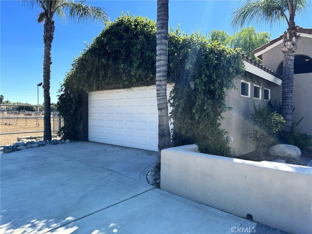 Photo of 28823 Loretta Avenue, Menifee, CA 92584 (MLS # SW25243414)