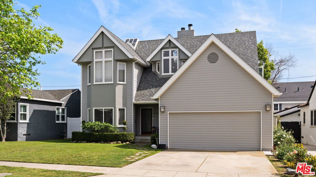 Photo of 12542 Brooklake Street, Los Angeles, CA 90066 (MLS # 26671601)