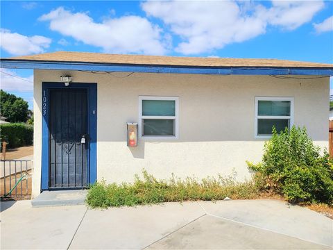 Photo of 1023 Herald Street, Redlands, CA 92374 (MLS # IG25214427) Photo of 1023 Herald Street, Redlands, CA 92374 (MLS # IG25214427)