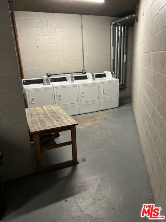 10901 Laurel Canyon Boulevard 212