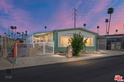 Photo of 504 43rd Street, Bakersfield, CA 93301 (MLS # 26666969)