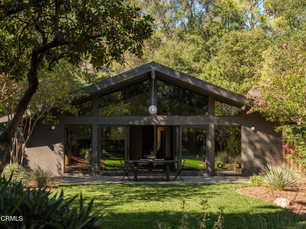 Properties 1 1116 Flintridge Avenue