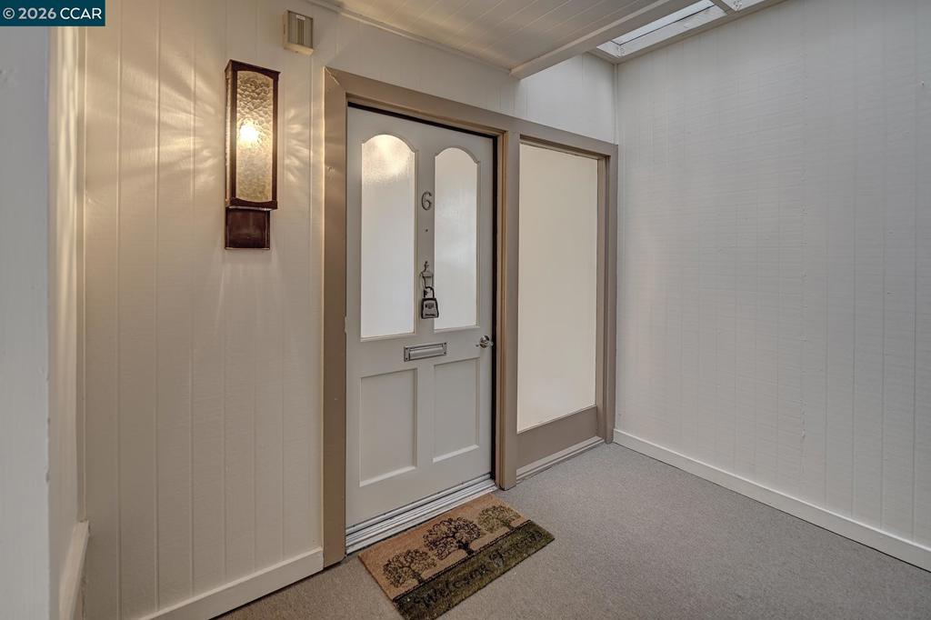 1300 1300 Singingwood Ct. 6