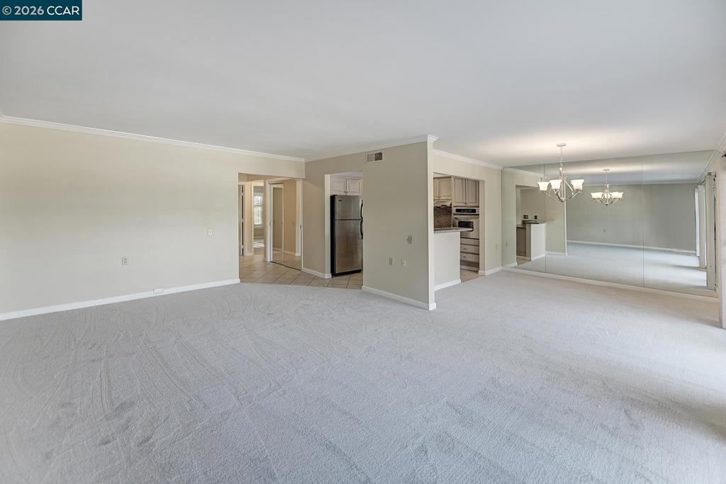 1300 1300 Singingwood Ct. 6