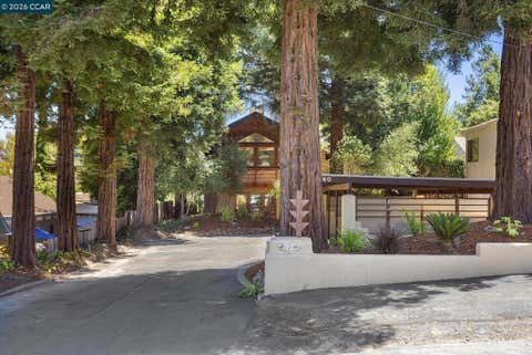 Photo of 17460 Vineyard Rd, Castro Valley, CA 94546 (MLS # 41142681)