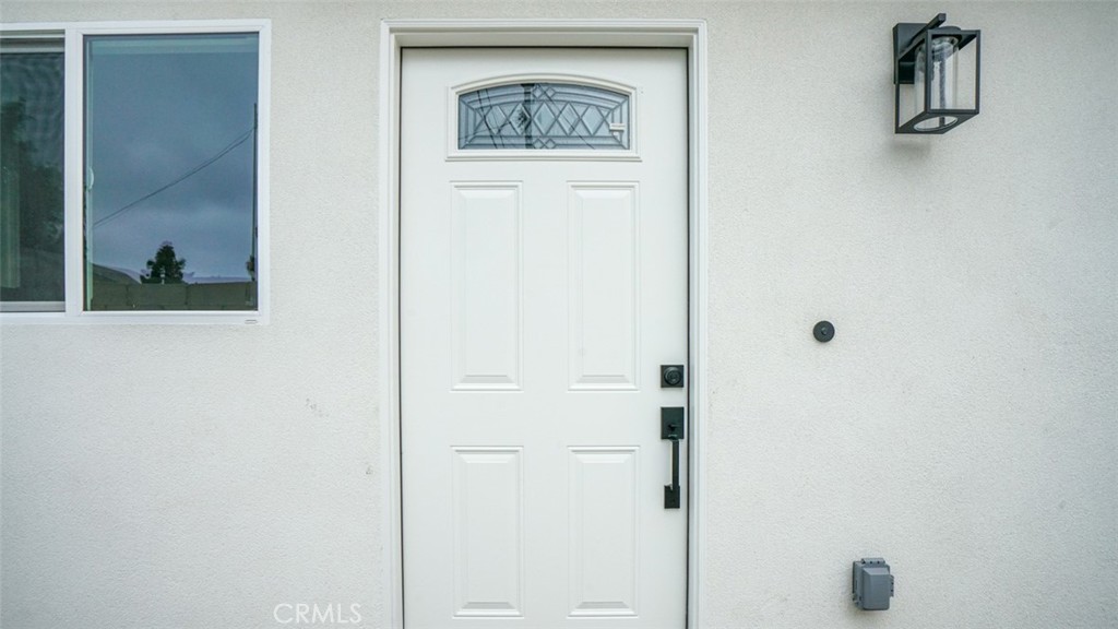 856 W 47th Street