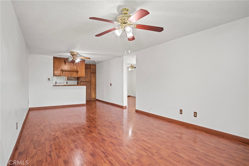 7100 Cerritos Avenue 86