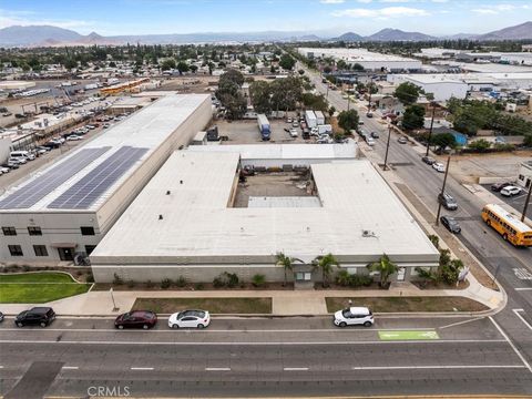 Photo of 491 W Rialto Ave Ave, Rialto, CA 92376 (MLS # CV25221106)