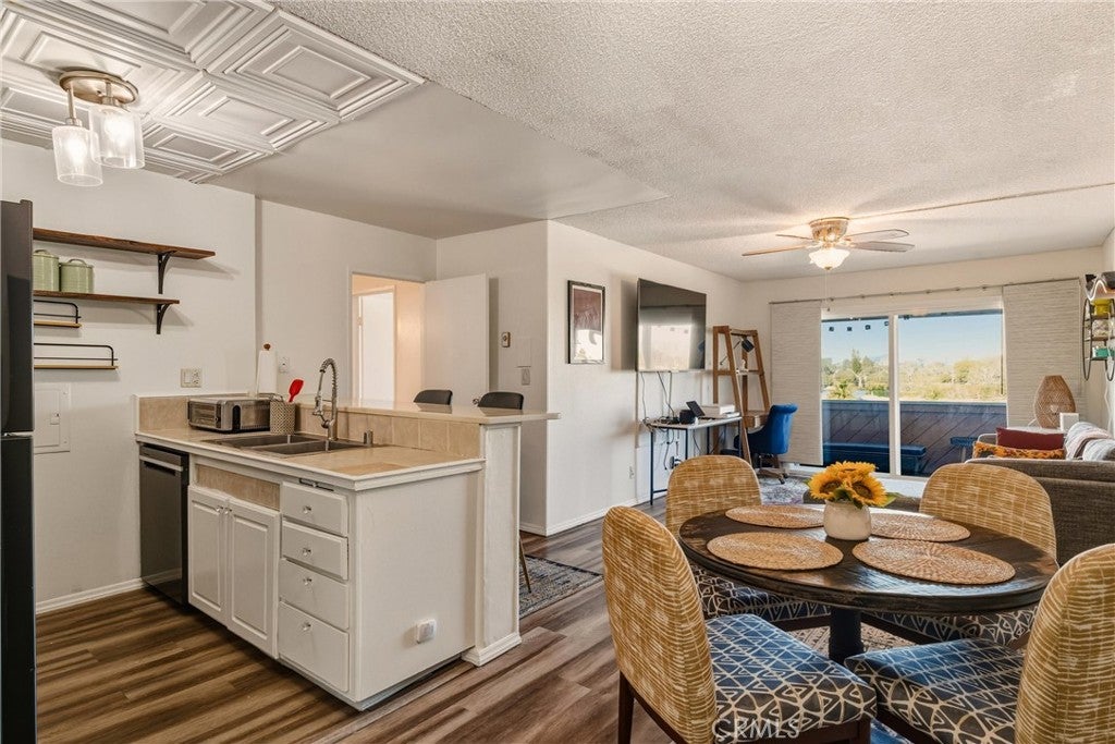 5585 E Pacific Coast Hwy