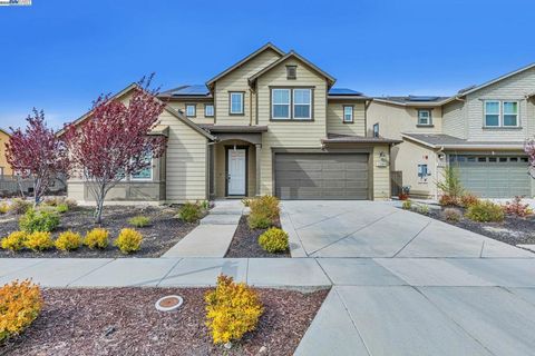 Photo of 2389 Northington Dr Dr, Tracy, CA 95377 (MLS # 41114152)