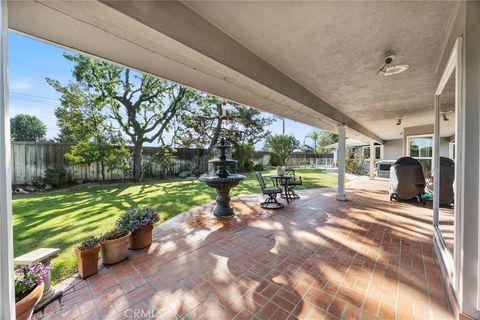 Tiny photo for 6421 Mount Hood, Bakersfield, CA 93309 (MLS # SR26047337)