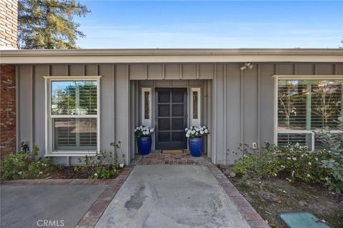 Tiny photo for 6421 Mount Hood, Bakersfield, CA 93309 (MLS # SR26047337)