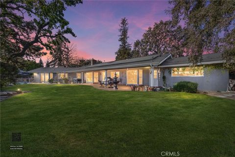 Tiny photo for 6421 Mount Hood, Bakersfield, CA 93309 (MLS # SR26047337)