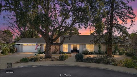 Tiny photo for 6421 Mount Hood, Bakersfield, CA 93309 (MLS # SR26047337)