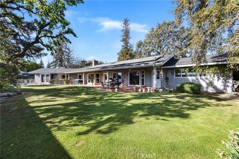 Tiny photo for 6421 Mount Hood, Bakersfield, CA 93309 (MLS # SR26047337)