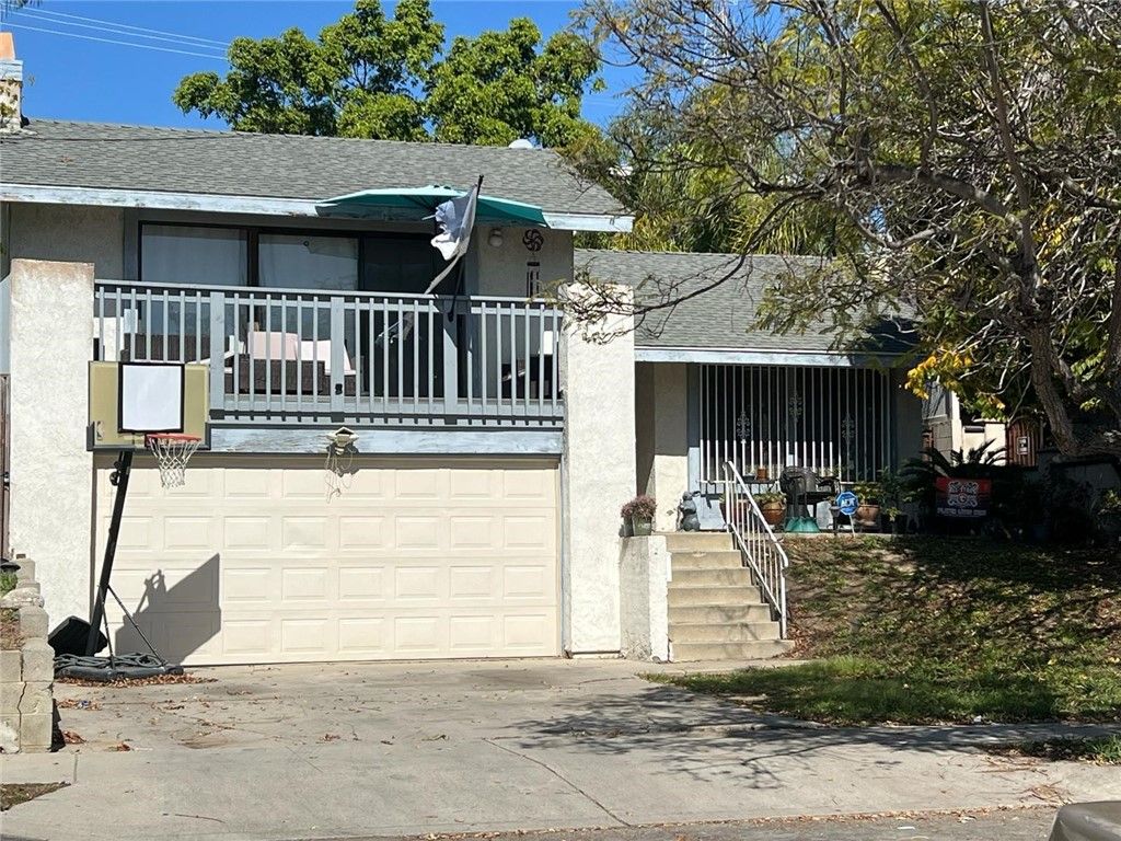 Photo of 3641 E Esther St, Long Beach, CA 90804 (MLS # IG26085347)