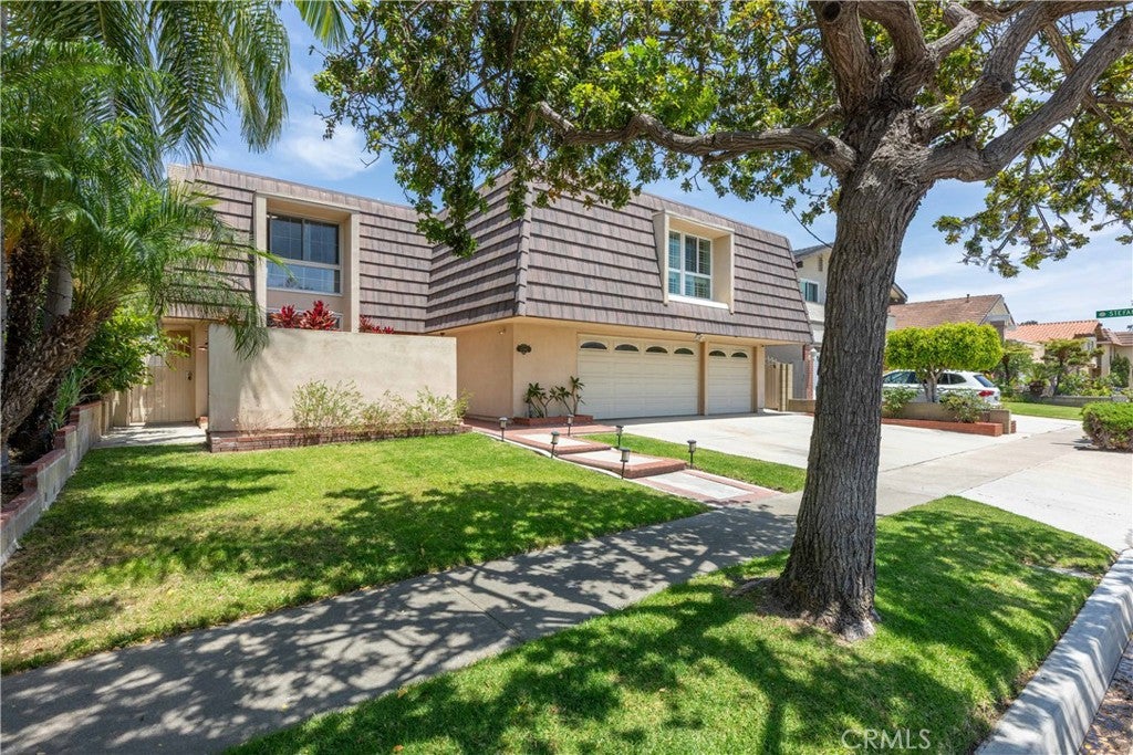 12441 Andy St.