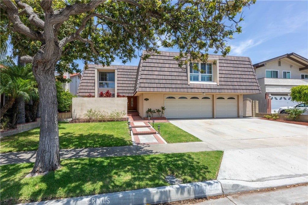 12441 Andy St.