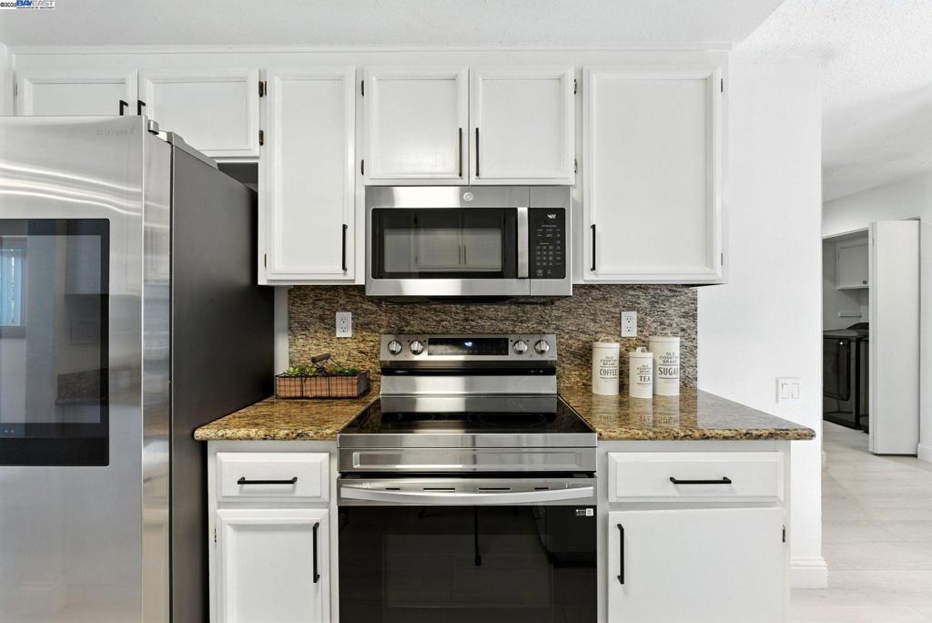 WILDWOOD AT VP - Residential