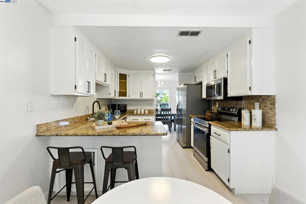 WILDWOOD AT VP - Residential