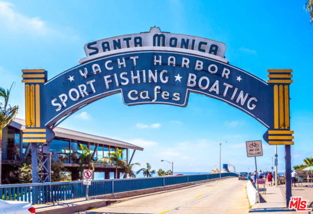 Ocean Views ! Bright Top Floor, no shared walls, balcony. Best location! Just steps to the beach and bike path. Walking distance to the Famous Santa Monica Pier, 3rd Street Promenade, Main Street, Sunday Farmers Market, close to many major hotels, shoppping, restaurants, and so much more. Approximately 15 minute walk to the Vence Boardwalk. Five-minut drive to the freeway. Bright unit, Ocean views from Living room, Dining area and Master Bedroom. Spacious and completely remodeled with imported Italian Milano Stainless Steel Front Door, Fleetwood Windows, Wood floors throughout, recessed lights, open kitchen floor plan with granite counter-tops, Stainless-Steel Appliances, and the Bathrooms are nicely appointed wit Italian marble/tile. Washer/dryer inside. WIFI Included. Condo is tastefully decorated. Tenants have remarked that the building reminds them of a Greek Oasis. Come enjoy the incredible beach life of Santa Monica! You and your guests will experience the most beautiful sunsets and be able to enjoy peaceful strolls on the beach.