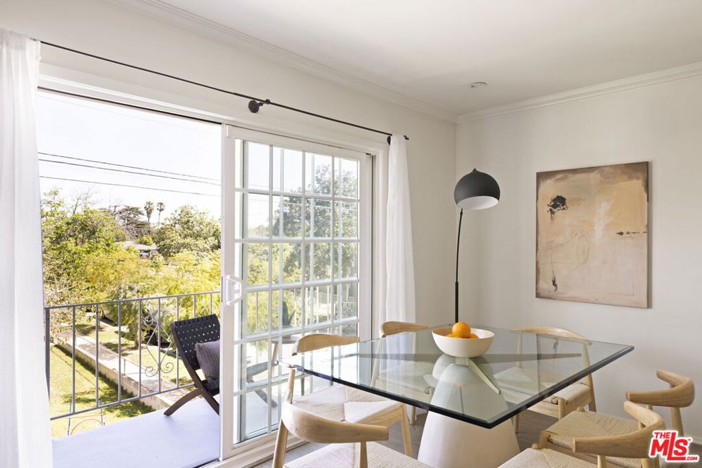 1659 Franklin Street 6