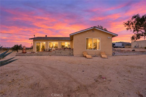 Photo of 2822 Cherokee Trl, Landers, CA 92285 (MLS # JT26215203)