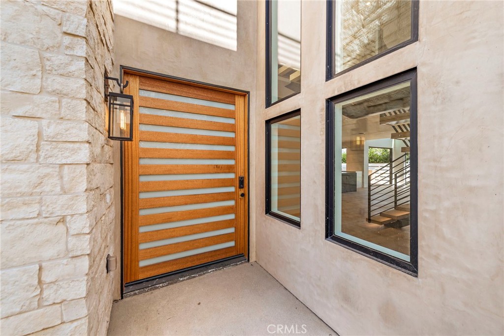 207 W Avenida San Antonio