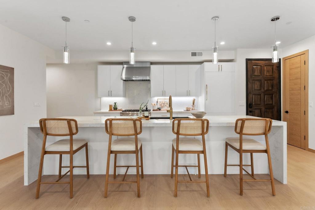 2670 Roosevelt Street