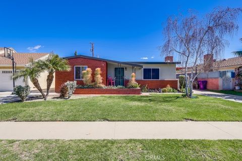 2236 San Vicente Avenue Long Beach CA 90815